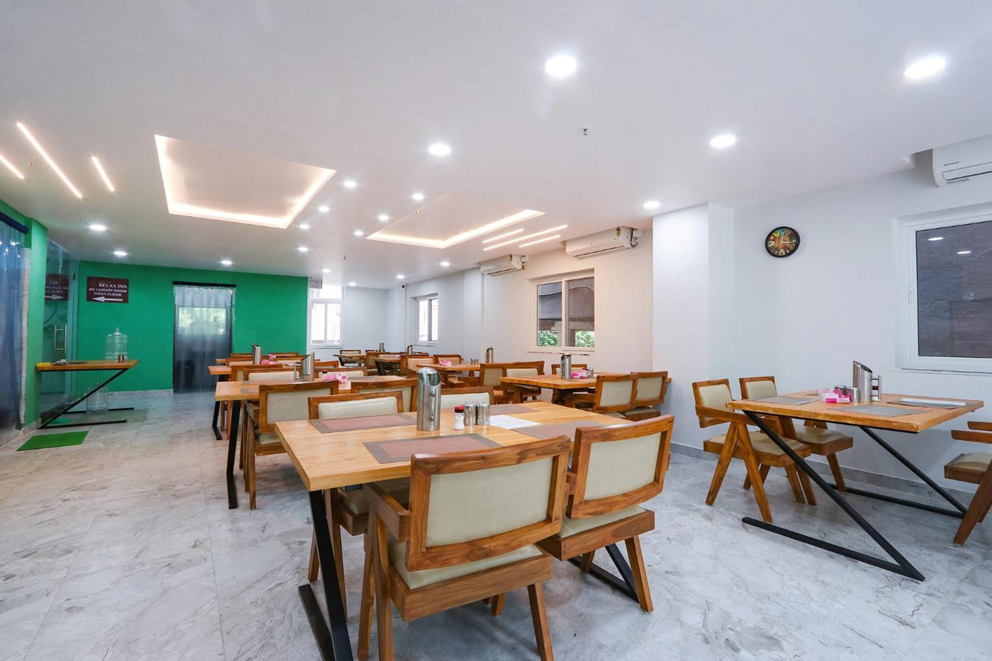 Fabhotel Relax Inn Hyderabad Ngoại thất bức ảnh