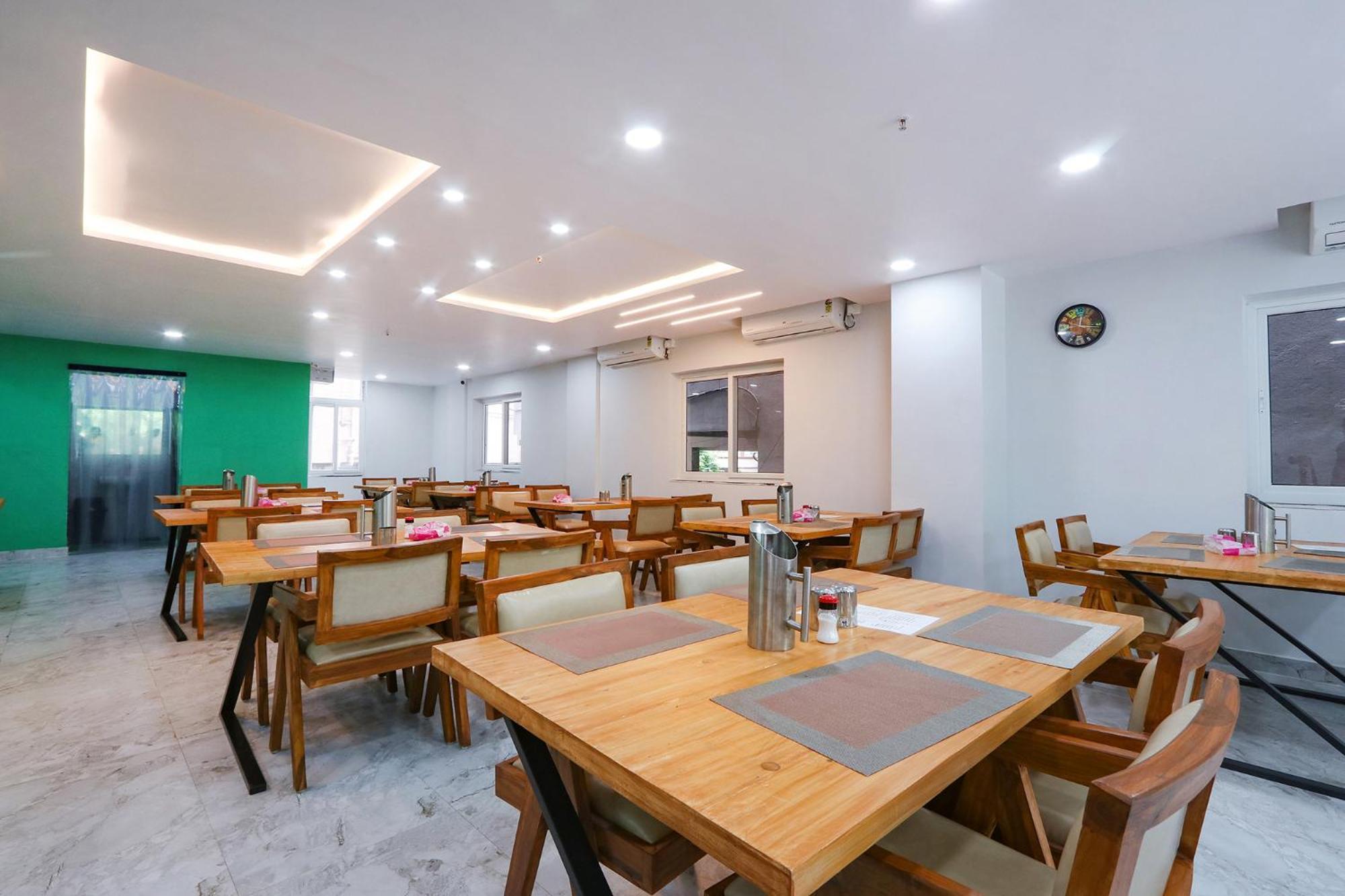 Fabhotel Relax Inn Hyderabad Ngoại thất bức ảnh